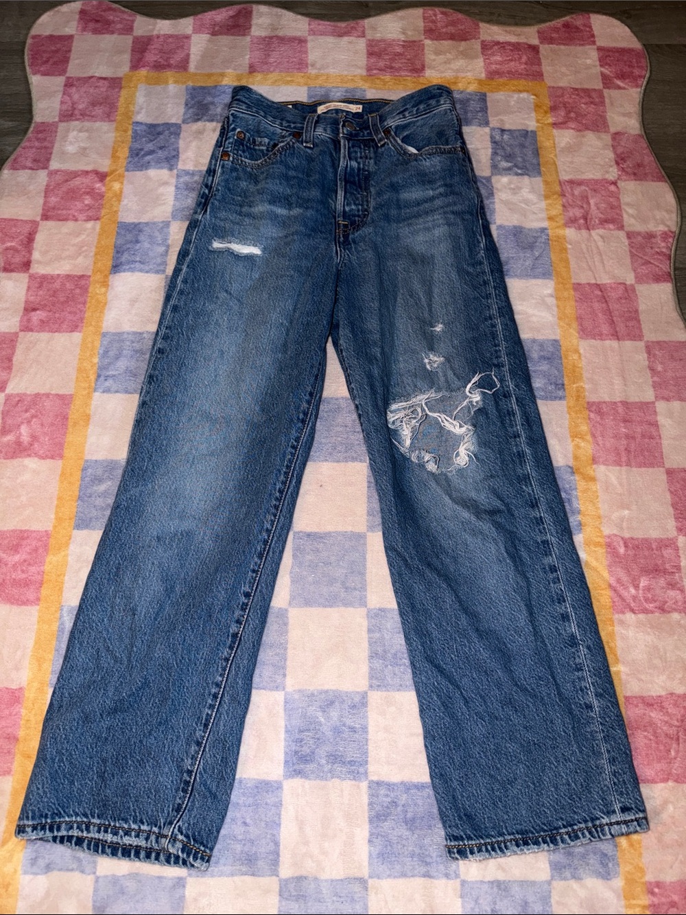 Levi's women Ribcage straight Blue Relaxed Fit Distressed Jeans